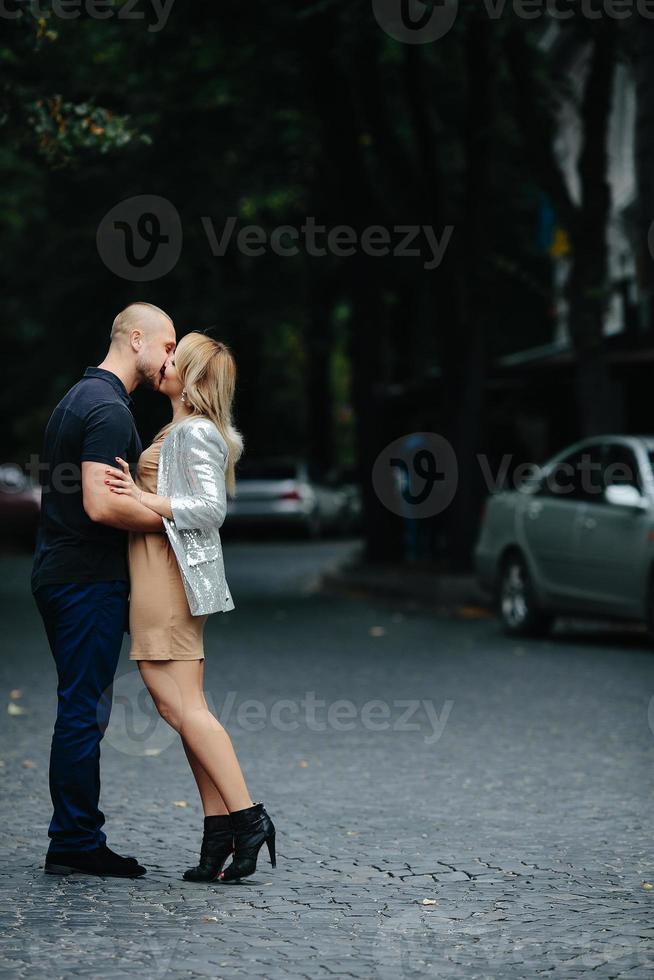 portrait de couple en plein air photo