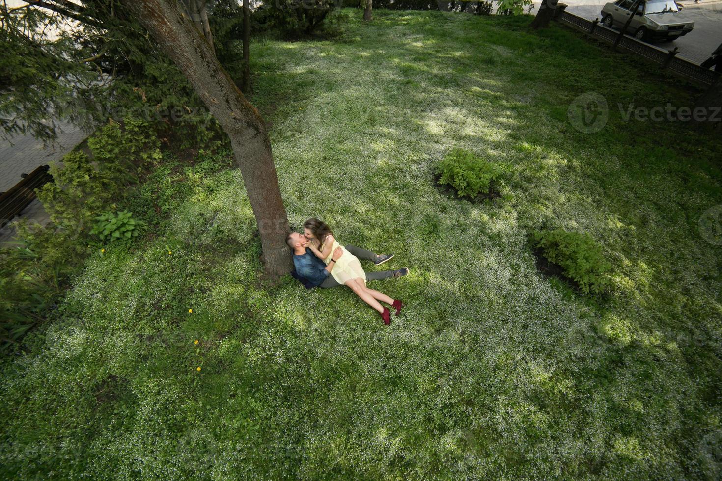 portrait de couple en plein air photo