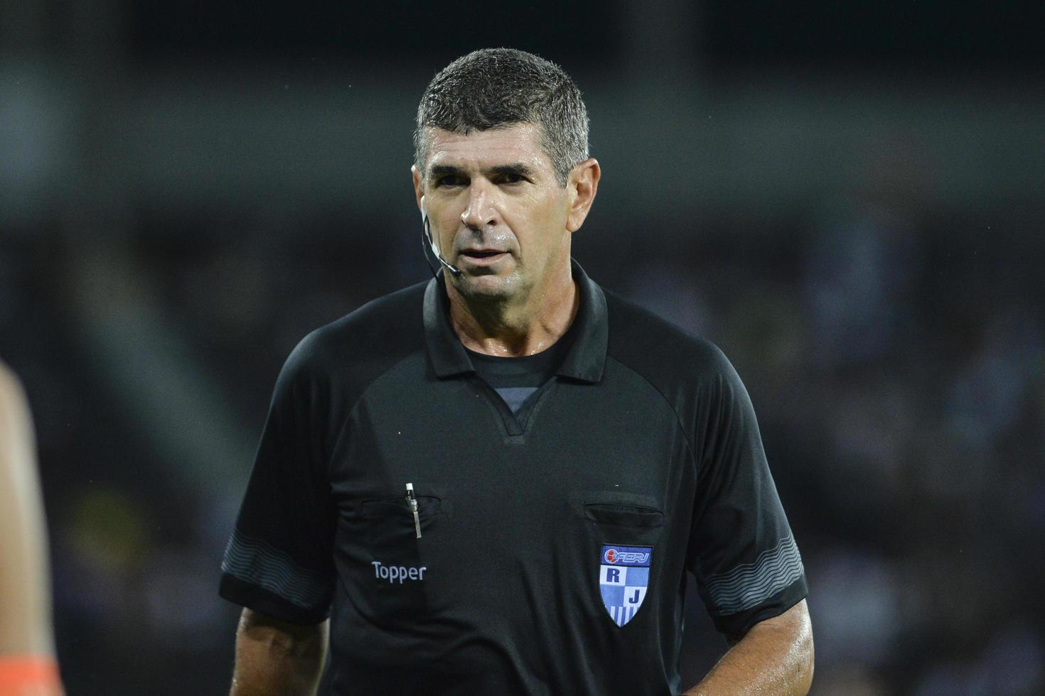 Rio, Brésil - 07 mars 2018 - marcelo de lima henrique arbitre dans le match entre vasco et fluminense par le championnat carioca au stade nilton santos photo