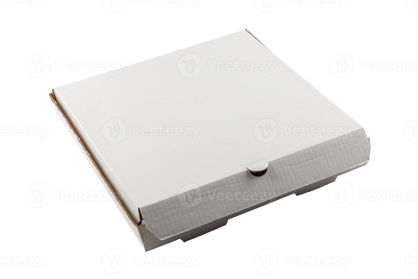 Boîte à pizza fermée mangé vide isolé sur fond blanc photo