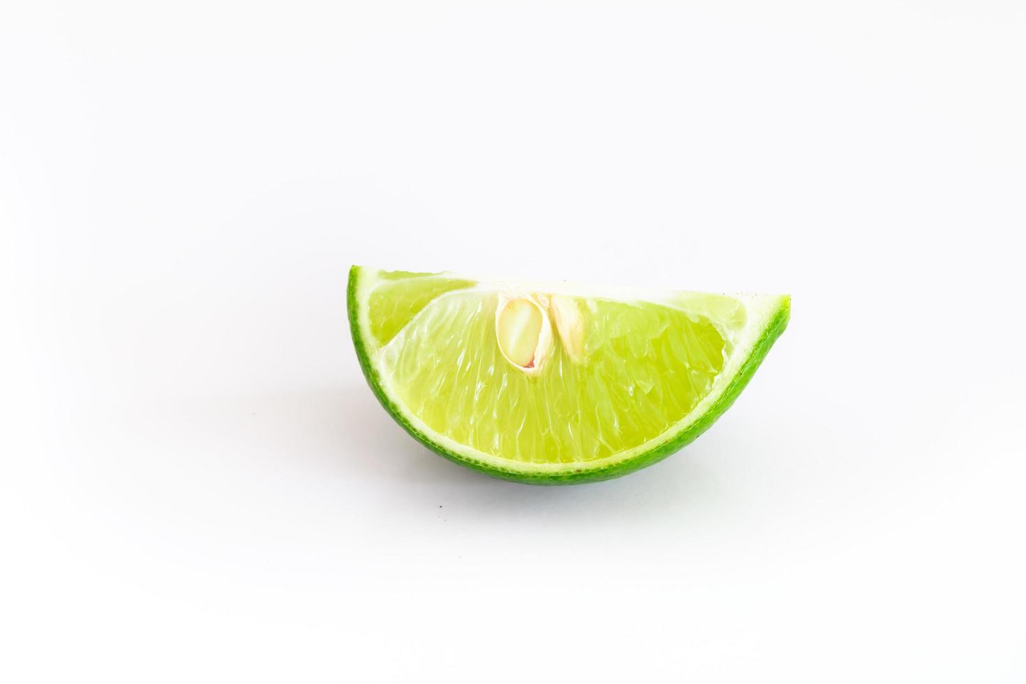 tranche de lime fraîche photo