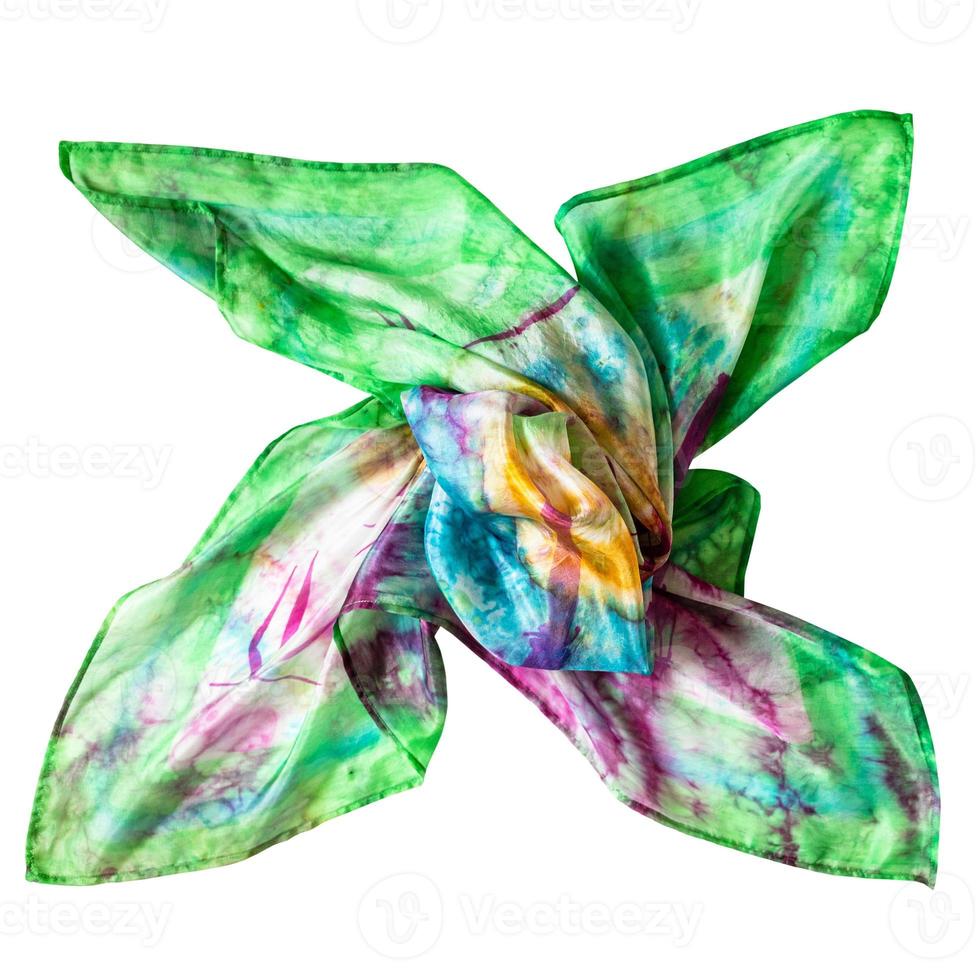 Foulard en soie batik de couleur coloré enveloppé isolé photo