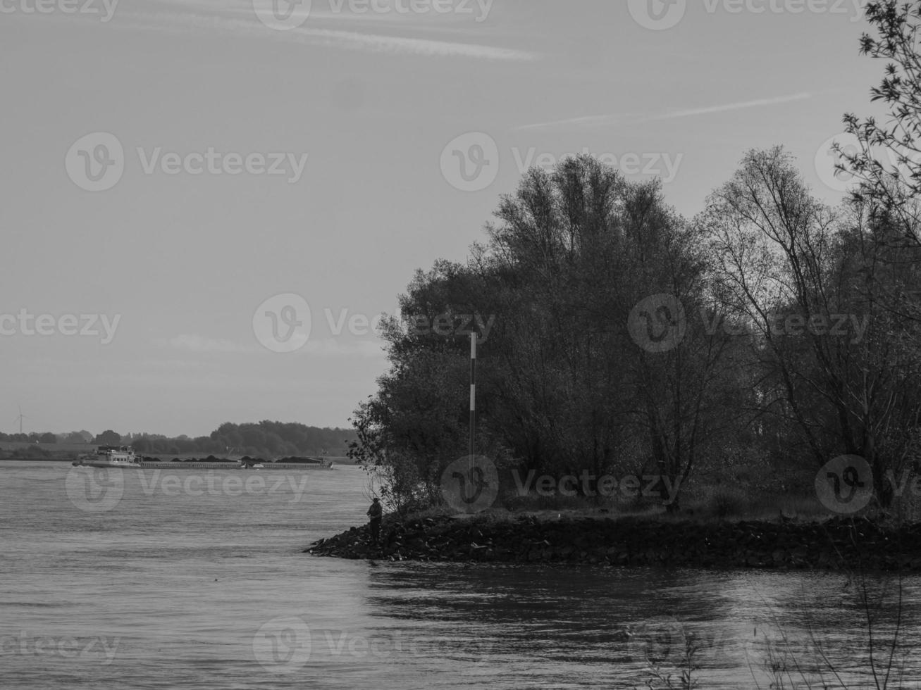 la ville d'emmerich au bord du rhin photo