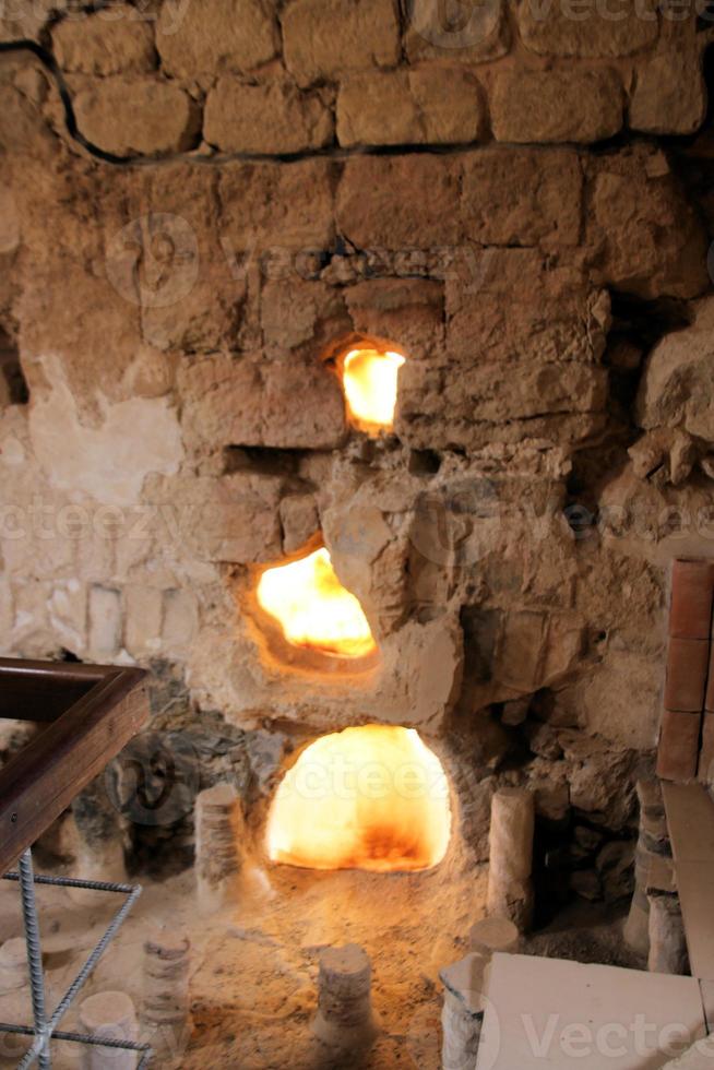 une vue de la forteresse perchée de massada en israël photo