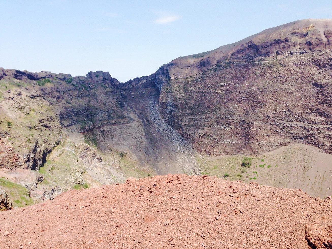 cratère volcanique en italie photo