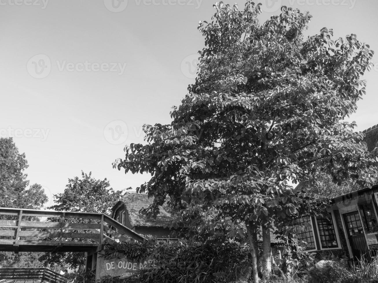 giethoorn aux pays-bas photo