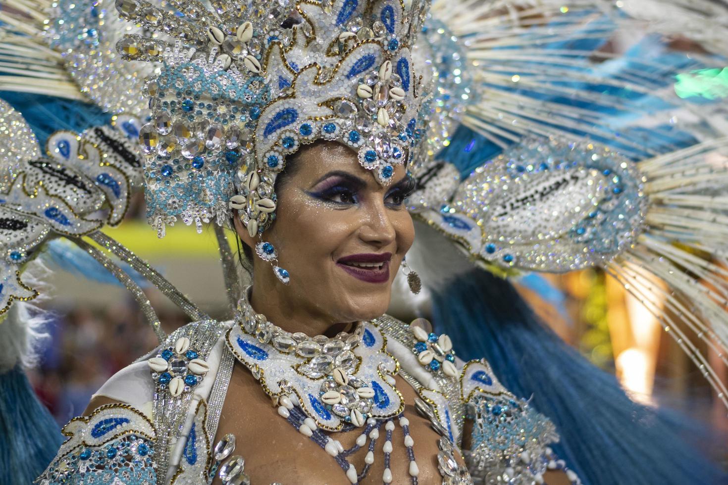 rio, brésil, avril 2022, école de samba portela dans le carnaval de rio tenu au sambadrome des marques de sapucai photo