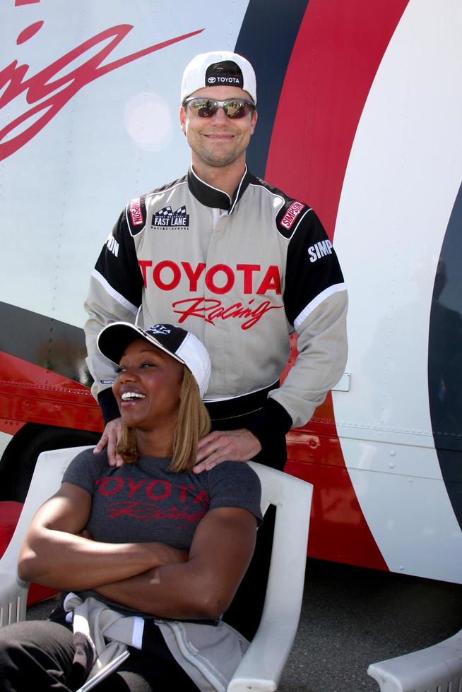 los angeles - 15 mars - colin egglesfield, carmelita jeter au grand prix toyota de long beach pro-celebrity race training à willow springs international speedway le 15 mars 2014 à rosamond, ca photo