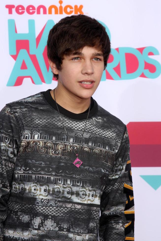 Los angeles - 17 novembre - austin mahone aux teennick halo awards au hollywood palladium le 17 novembre 2013 à los angeles, ca photo