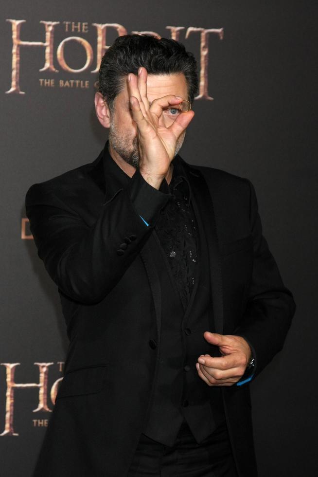 los angeles - 9 décembre - andy serkis au le hobbit - la bataille des cinq armées los angeles première au dolby theatre le 9 décembre 2014 à los angeles, ca photo