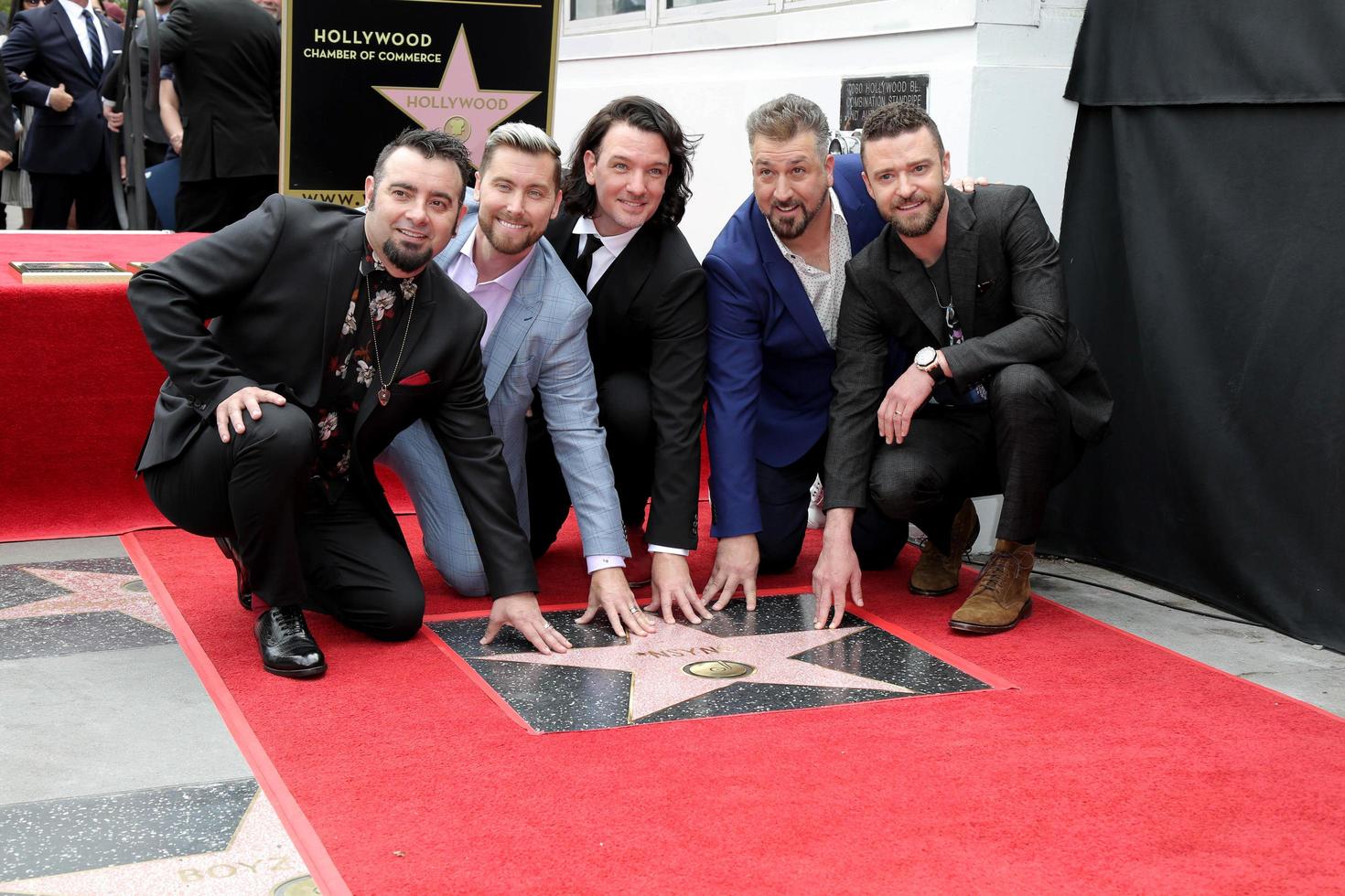 los angeles, 30 avril - chris kirkpatrick, lance bass, joey fatone, jc chasez, justin timberlake, nsync à la cérémonie des étoiles nsync sur le hollywood walk of fame le 30 avril 2018 à los angeles, ca photo