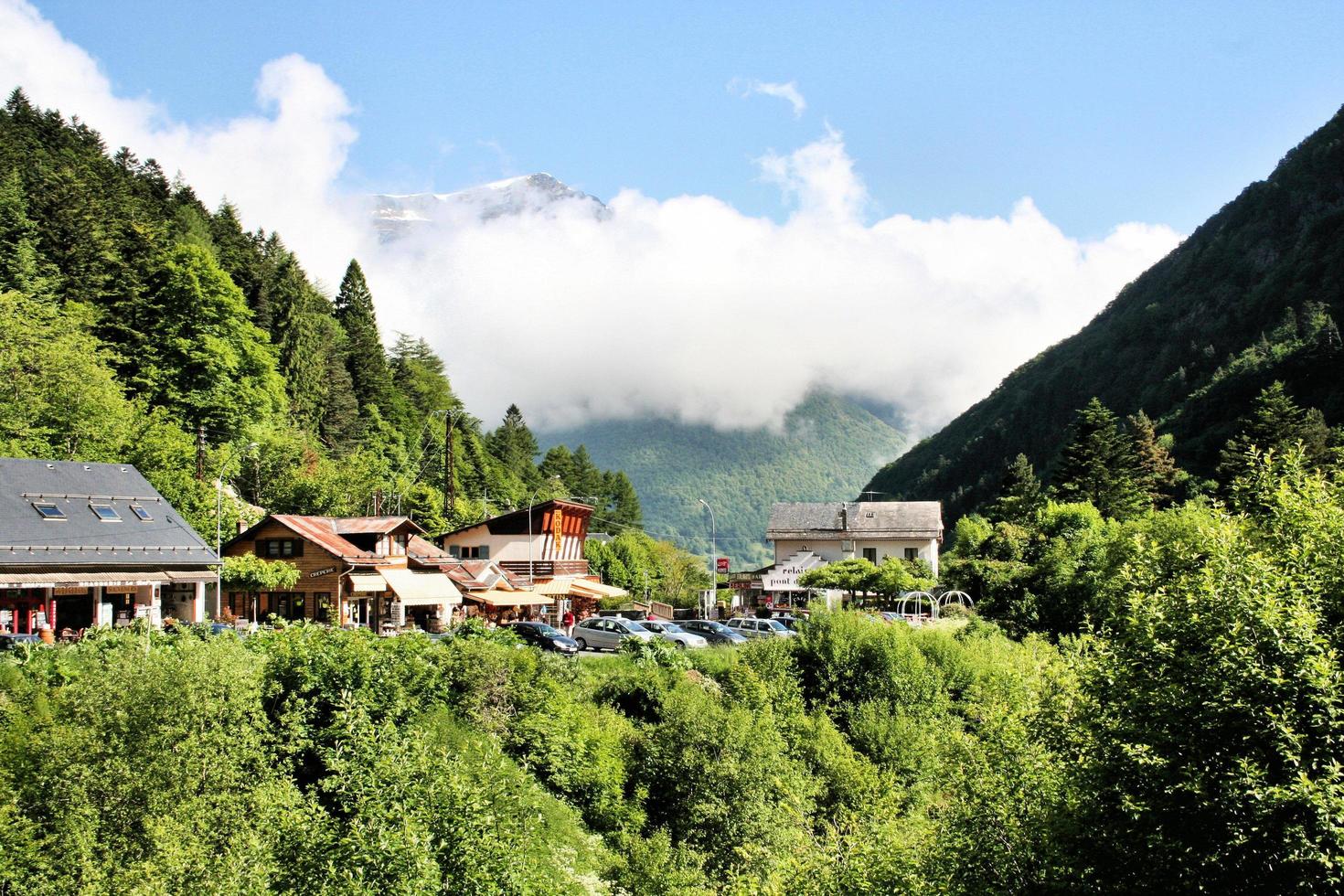 lourdes en france en 2011. une vue de lourdes en france photo