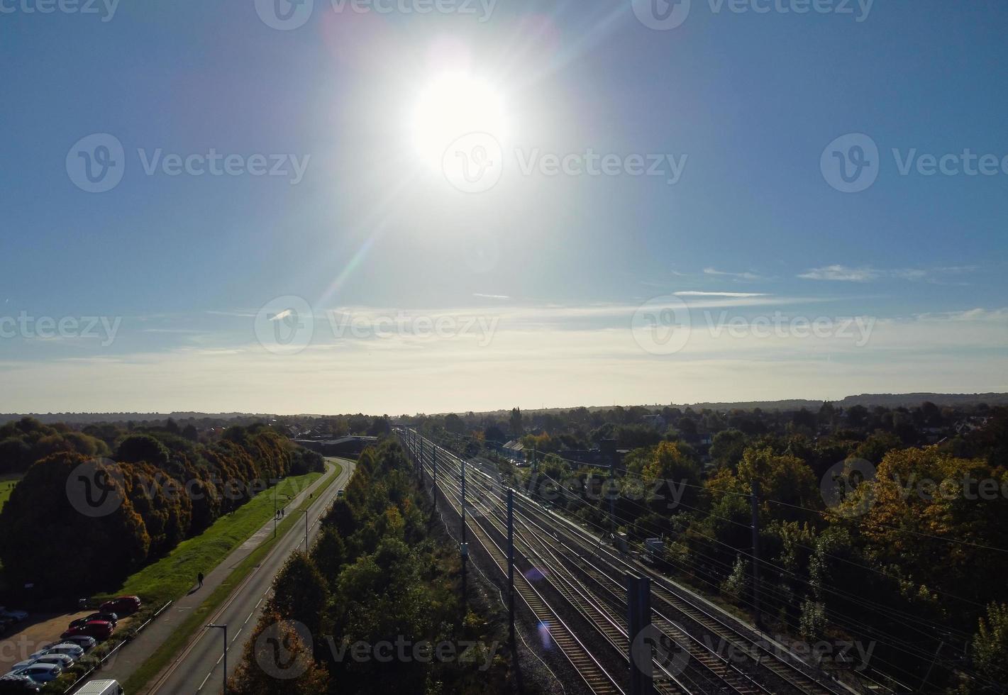 Plus beaux nuages et ciel au-dessus de la ville de Londres Luton en Angleterre Royaume-Uni photo