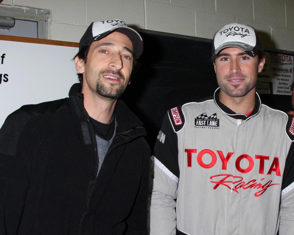 los angeles, 17 mars - adrien brody brody jenner lors de la séance d'entraînement pour la 36e course de célébrités toyota pro qui se tiendra à long beach, ca le 14 avril 2012 à l'hippodrome de willow springs le 17 mars 2012 à willow springs, ca photo