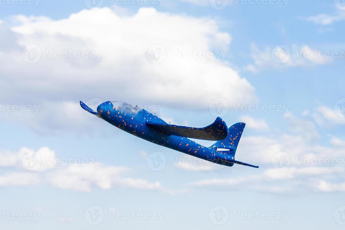 avion dans le ciel photo