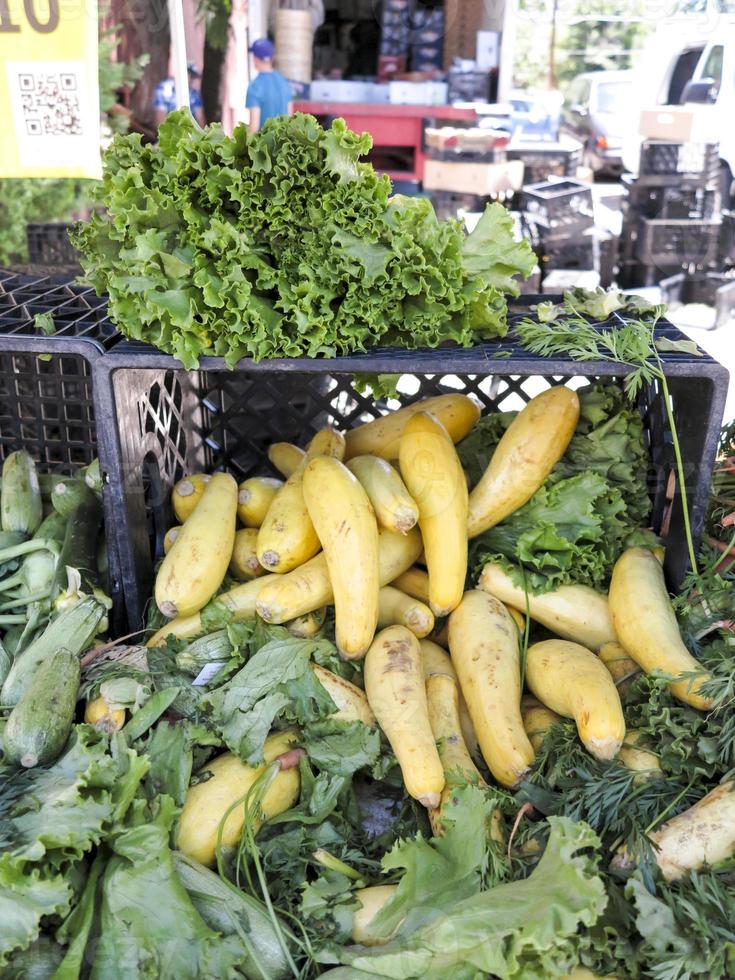 courgettes sur le marché photo