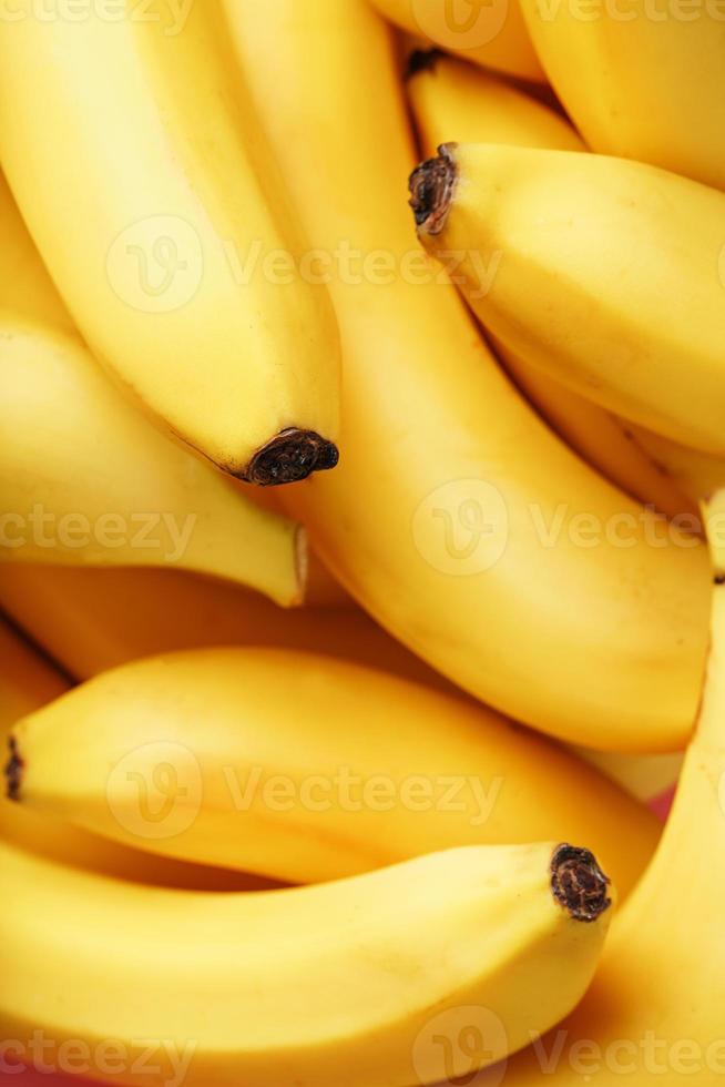 gros plan de bananes jaunes, macro en plein écran. photo