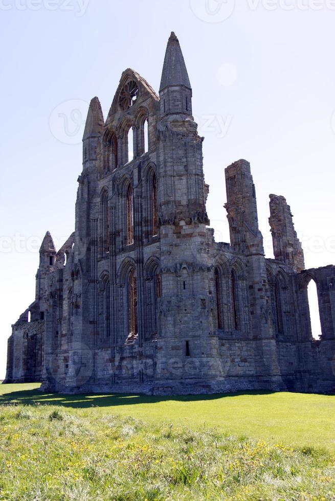 Ruines de l'abbaye de Whitby dans le North Yorkshire uk photo