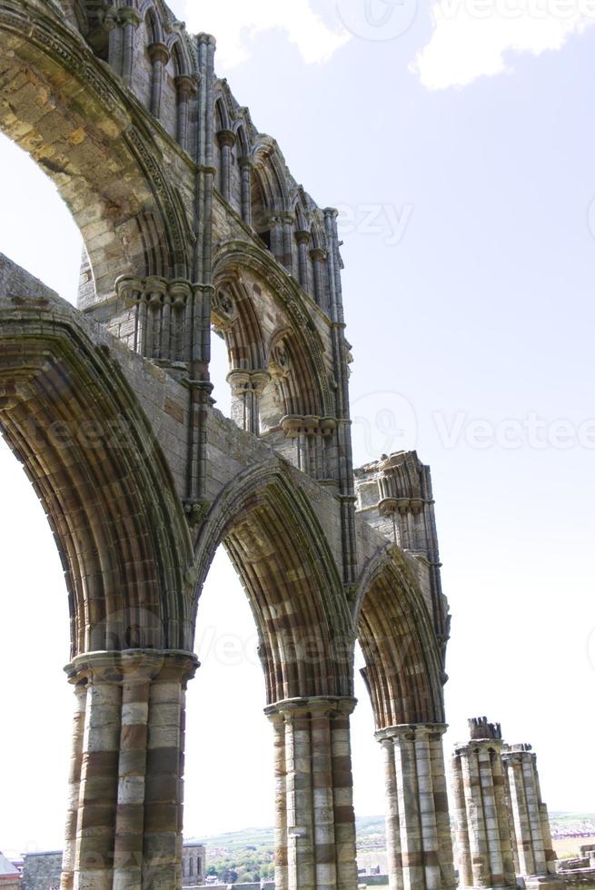 Ruines de l'abbaye de Whitby dans le North Yorkshire uk photo