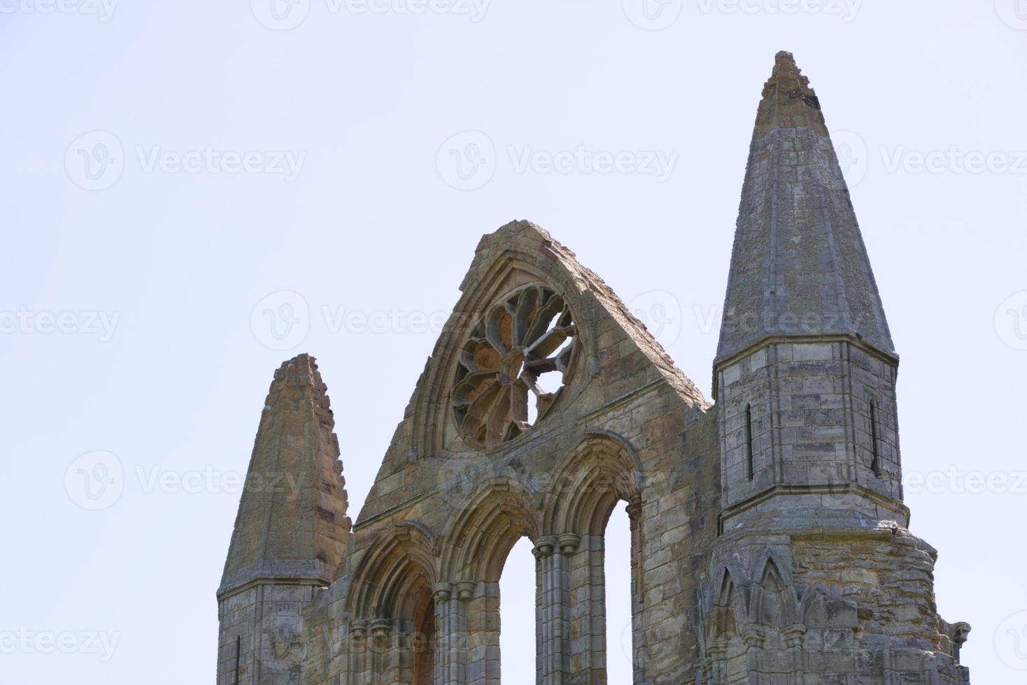 Ruines de l'abbaye de Whitby dans le North Yorkshire uk photo