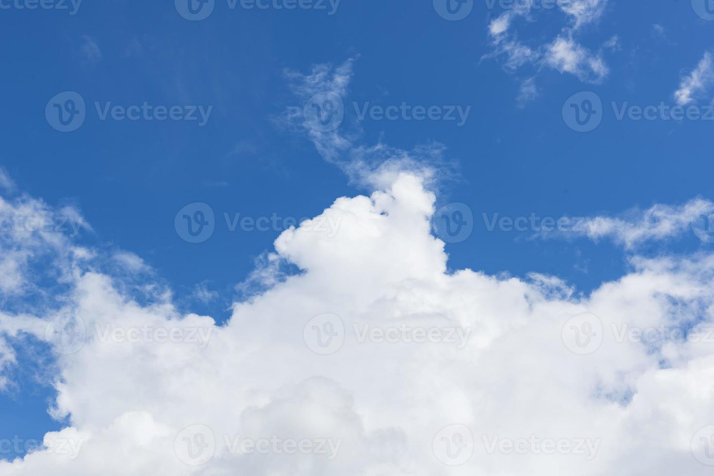 fond et texture de nuage blanc. photo