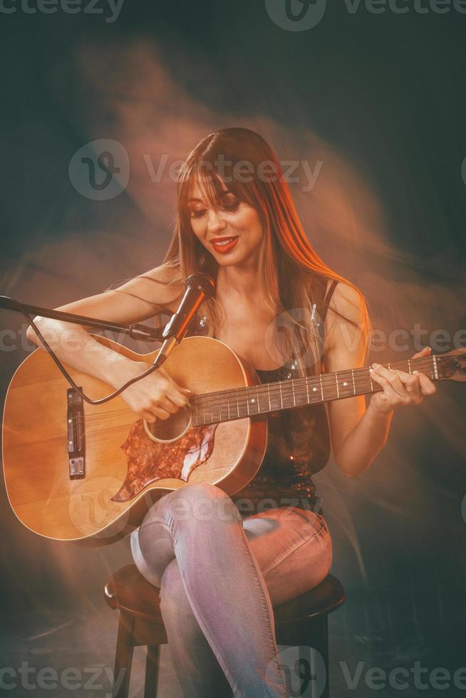 belles chansons avec guitare photo