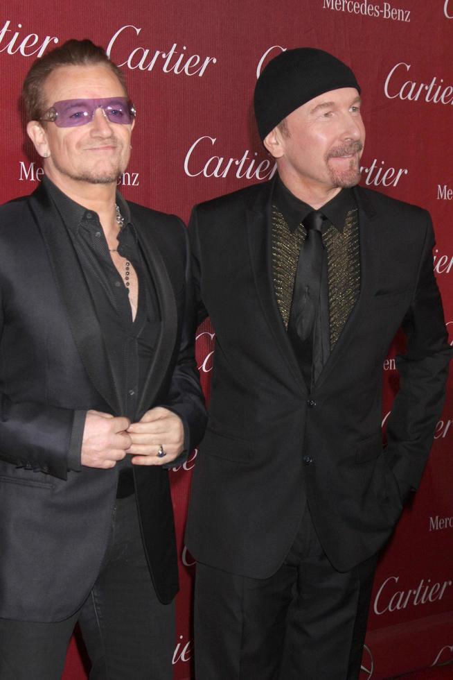 Palm Springs, 4 janvier - bono, le bord au gala du festival du film de Palm Springs au centre des congrès de Palm Springs le 4 janvier 2014 à Palm Springs, Californie photo