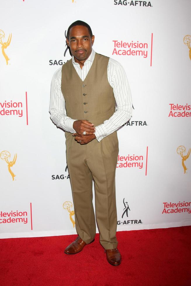 los angeles, 27 août - jason george à la célébration emmy dynamique et diversifiée à l'hôtel montage le 27 août 2015 à beverly hills, ca photo