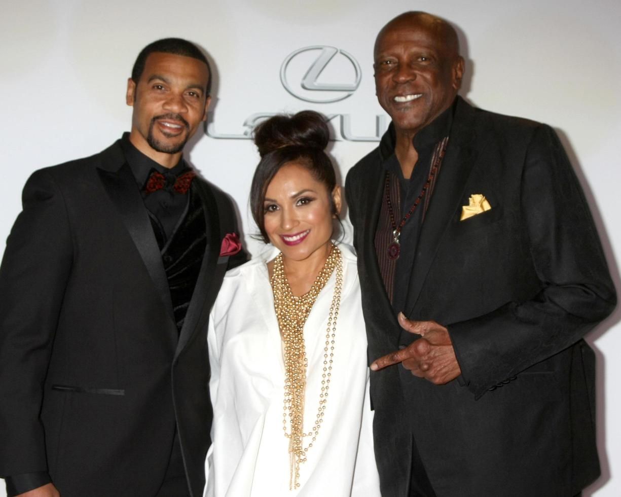 los angeles, 6 février - aaron d spears, estela spears, lou gossett jr au 46e naacp image awards arrivées dans un centre de congrès de pasadena le 6 février 2015 à pasadena, ca photo