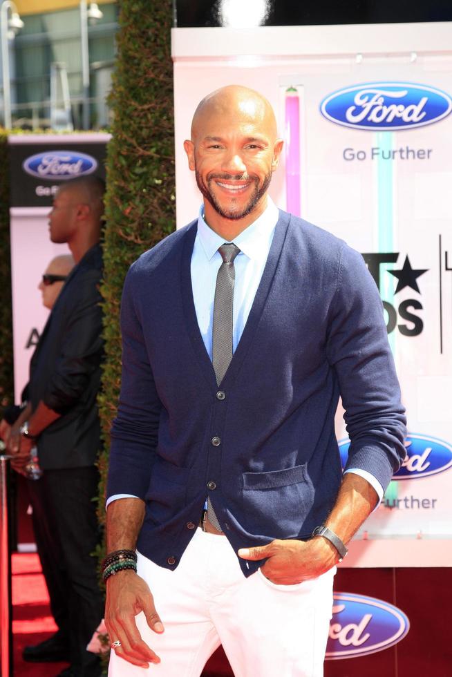 Los angeles - 29 juin - Stephen Bishop au Bet Awards 2014 - les arrivées au nokia theatre à la live le 29 juin 2014 à los angeles, ca photo