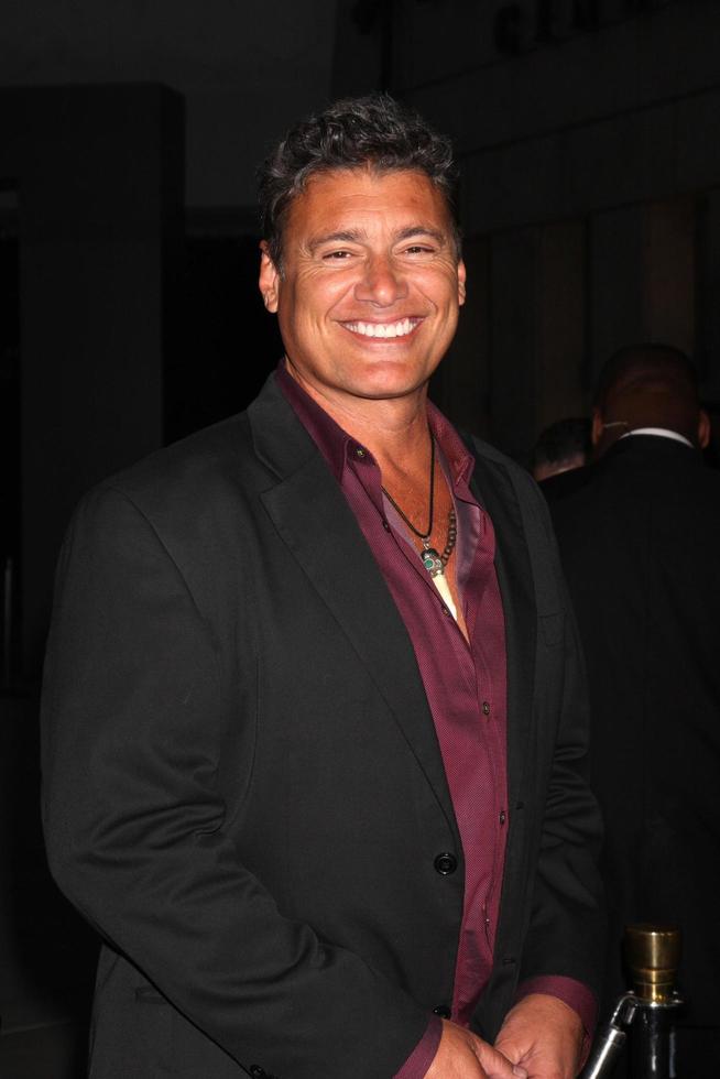 Los angeles, 14 août - steven bauer au dark tourist la première au cinéma arclight hollywood le 14 août 2013 à los angeles, ca photo