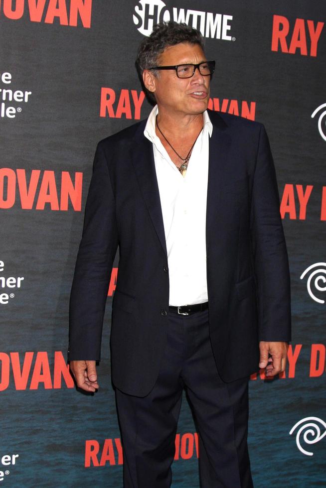 los angeles, juil 9 - steven bauer au ray donovan saison 2 premiere partie au nobu malibu le 9 juillet 2014 à malibu, ca photo