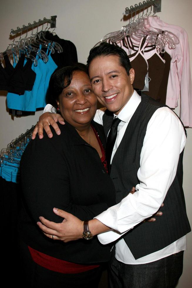 yancy arias, maman body language sportswear boutique ouverture 14700 ventura blvd sherman oaks, ca 91403 22 octobre 1994 ©2008 kathy hutchins hutchins photo