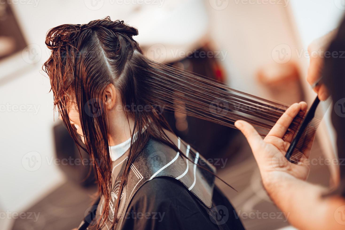 chez le coiffeur photo