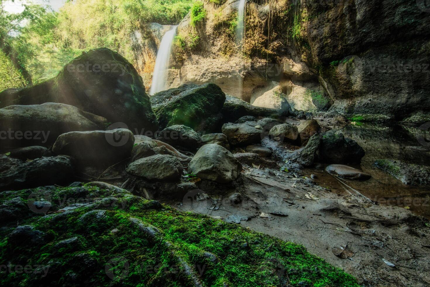 La cascade de haew suwat en thaïlande photo