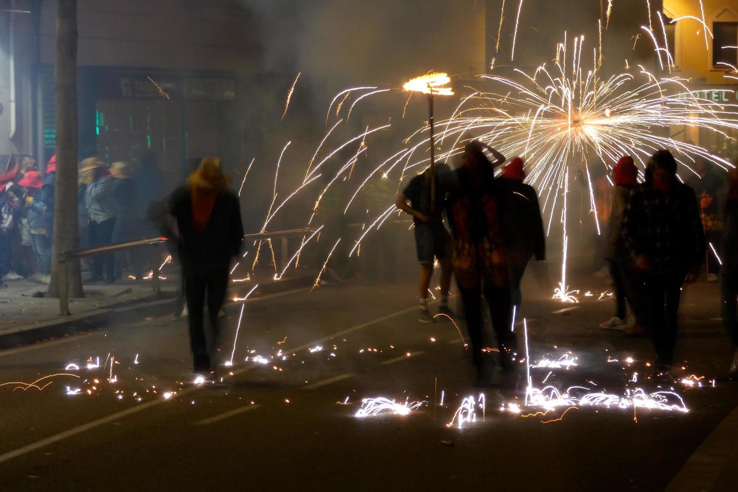 photo abstraite de fêtes de diables et de feux d'artifice.