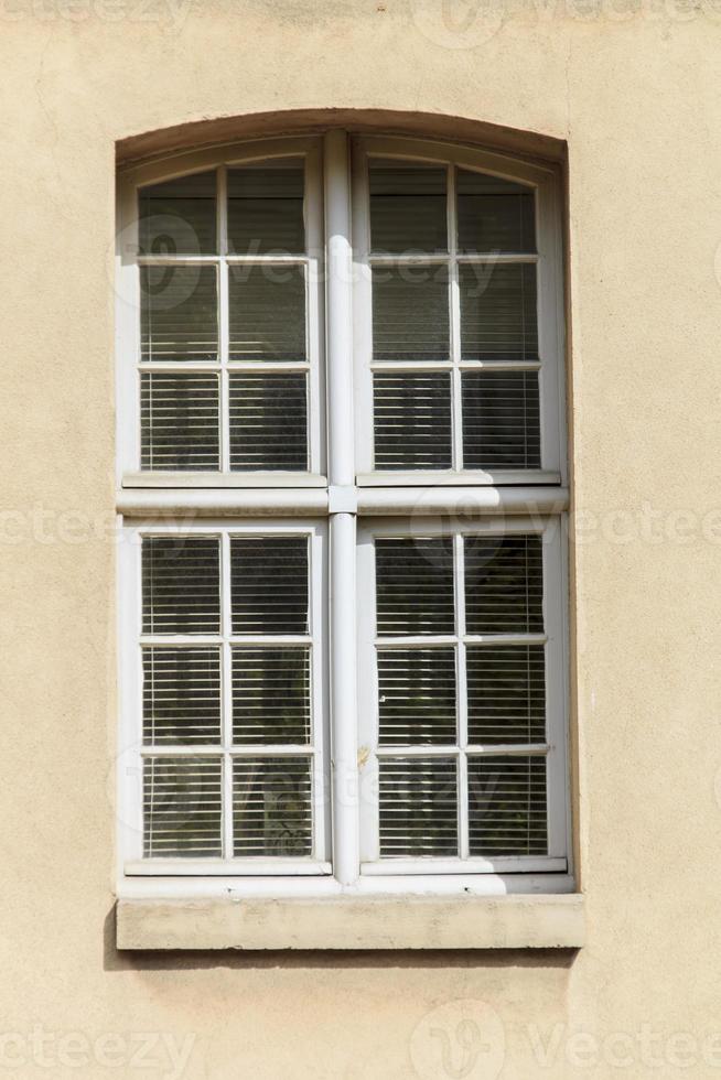 vitrine parisienne traditionnelle photo