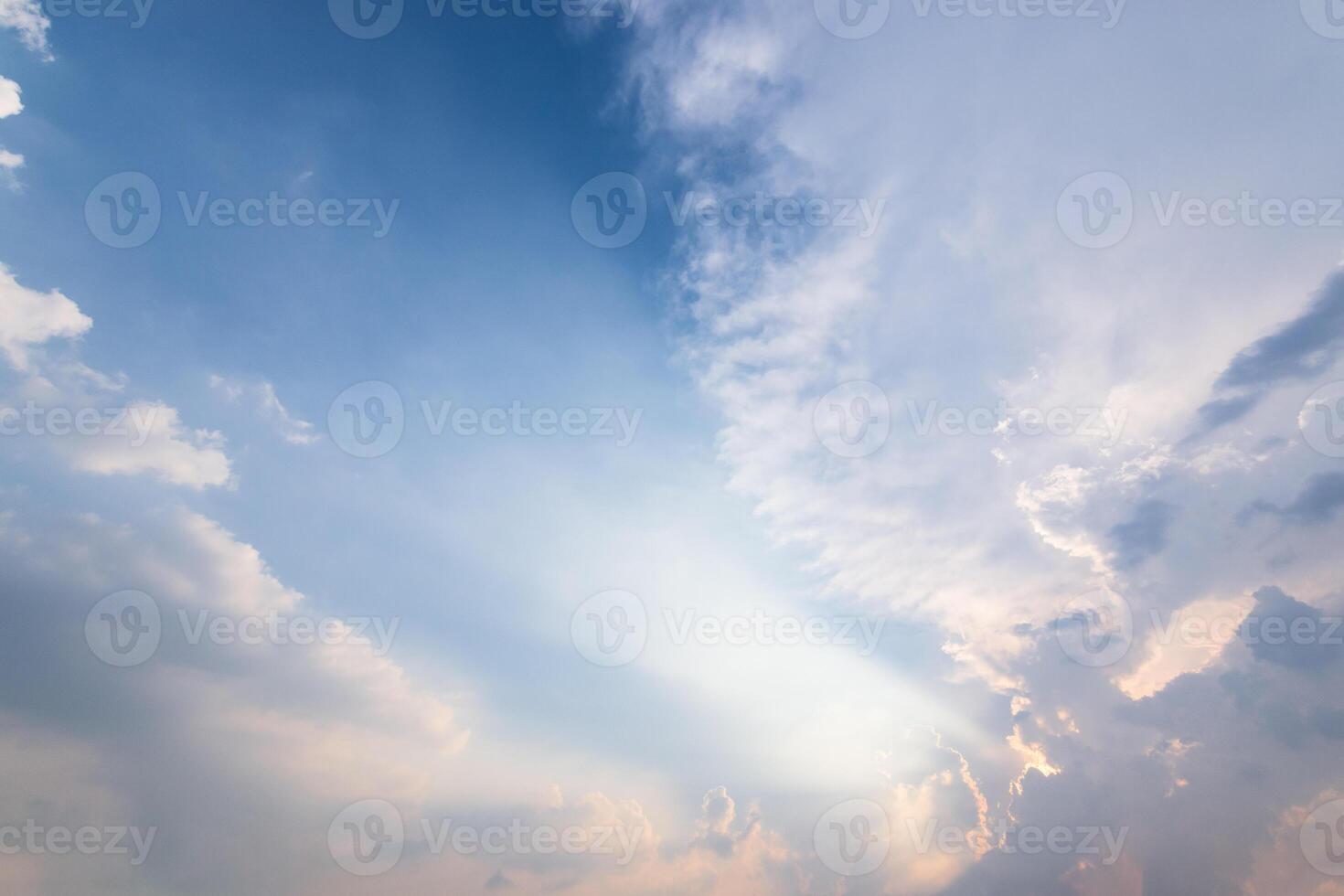 ciel bleu et nuages photo