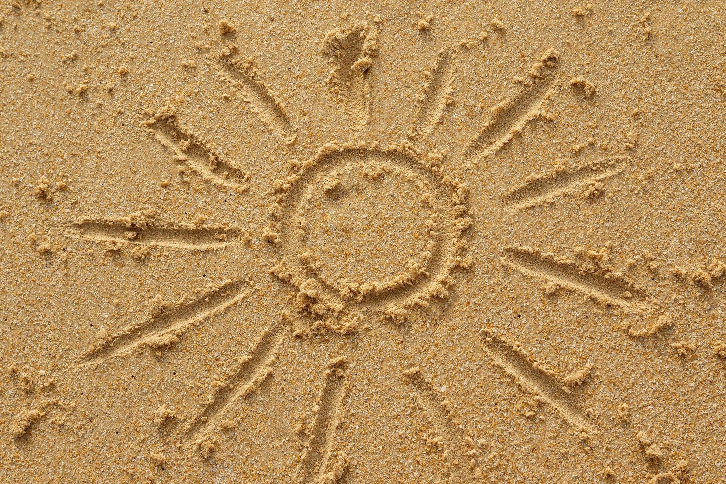 soleil sur le sable. concept de n'importe quel thème de vacances à la plage. photo