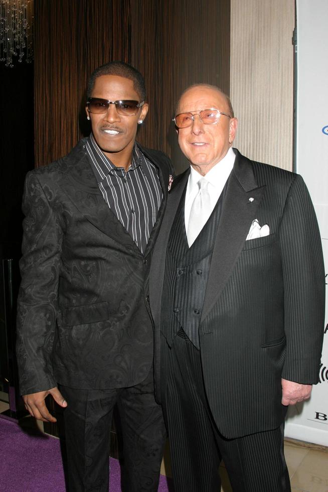 jamie foxx clive davis clive davis soirée pré-grammy annuelle beverly hilton hotel beverly hills, ca le 7 février 2006 photo