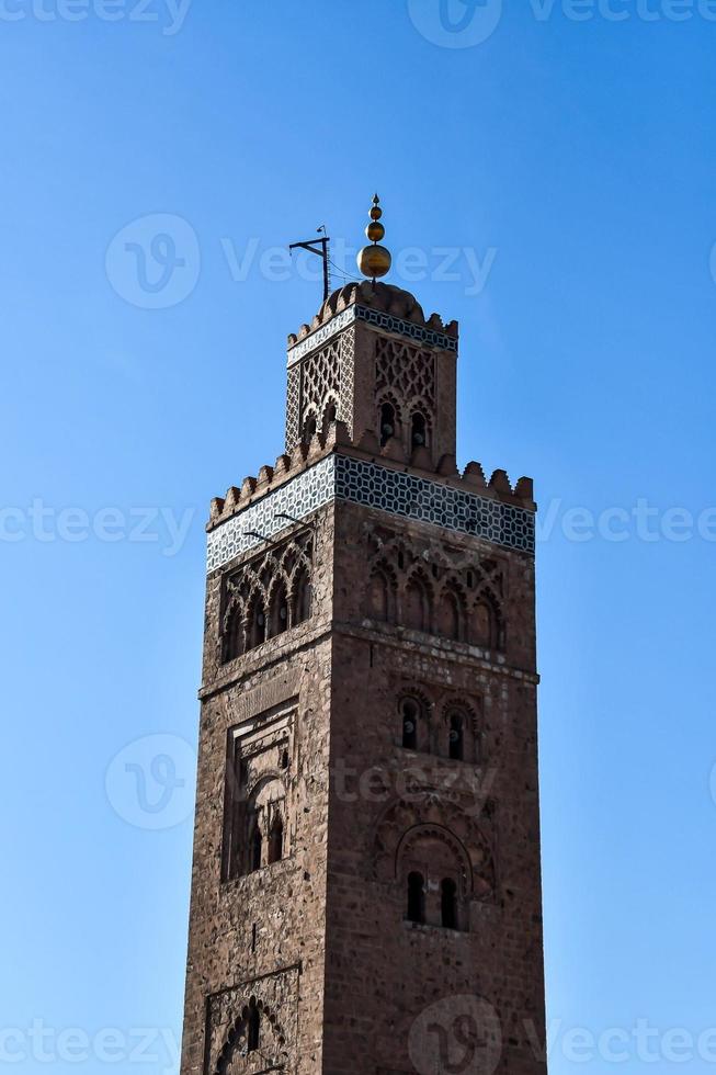 vue sur la tour de la mosquée photo