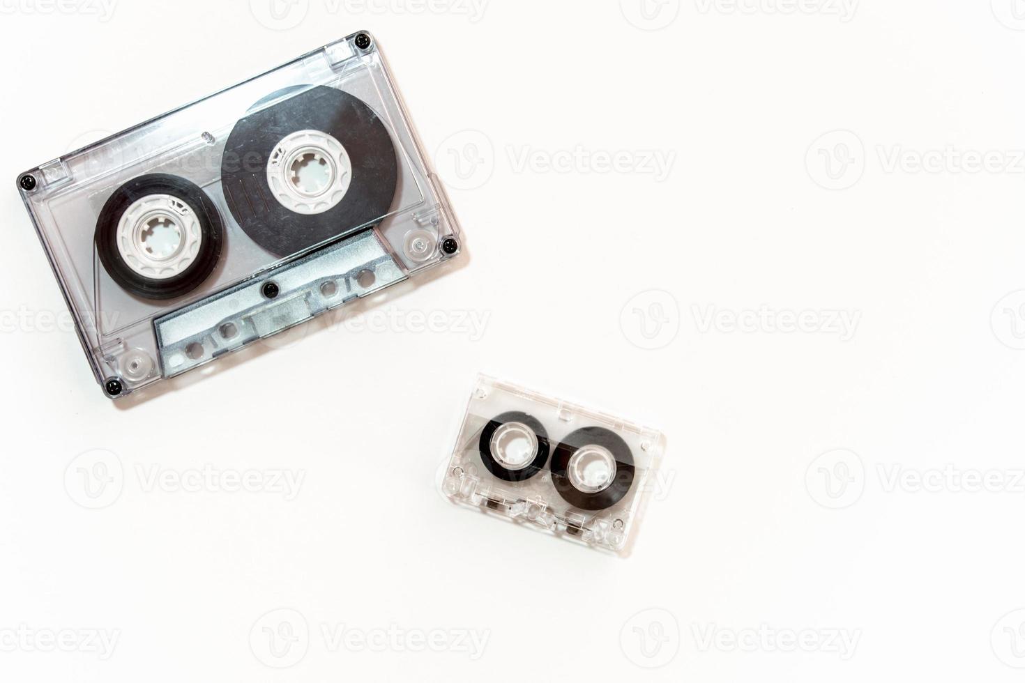 différentes tailles de cassette audio isolées photo