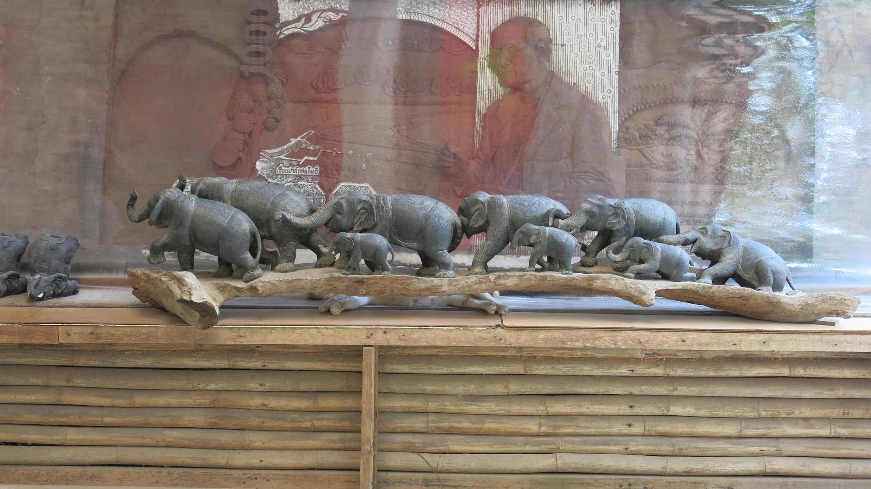 statue d'animal dans le musée photo