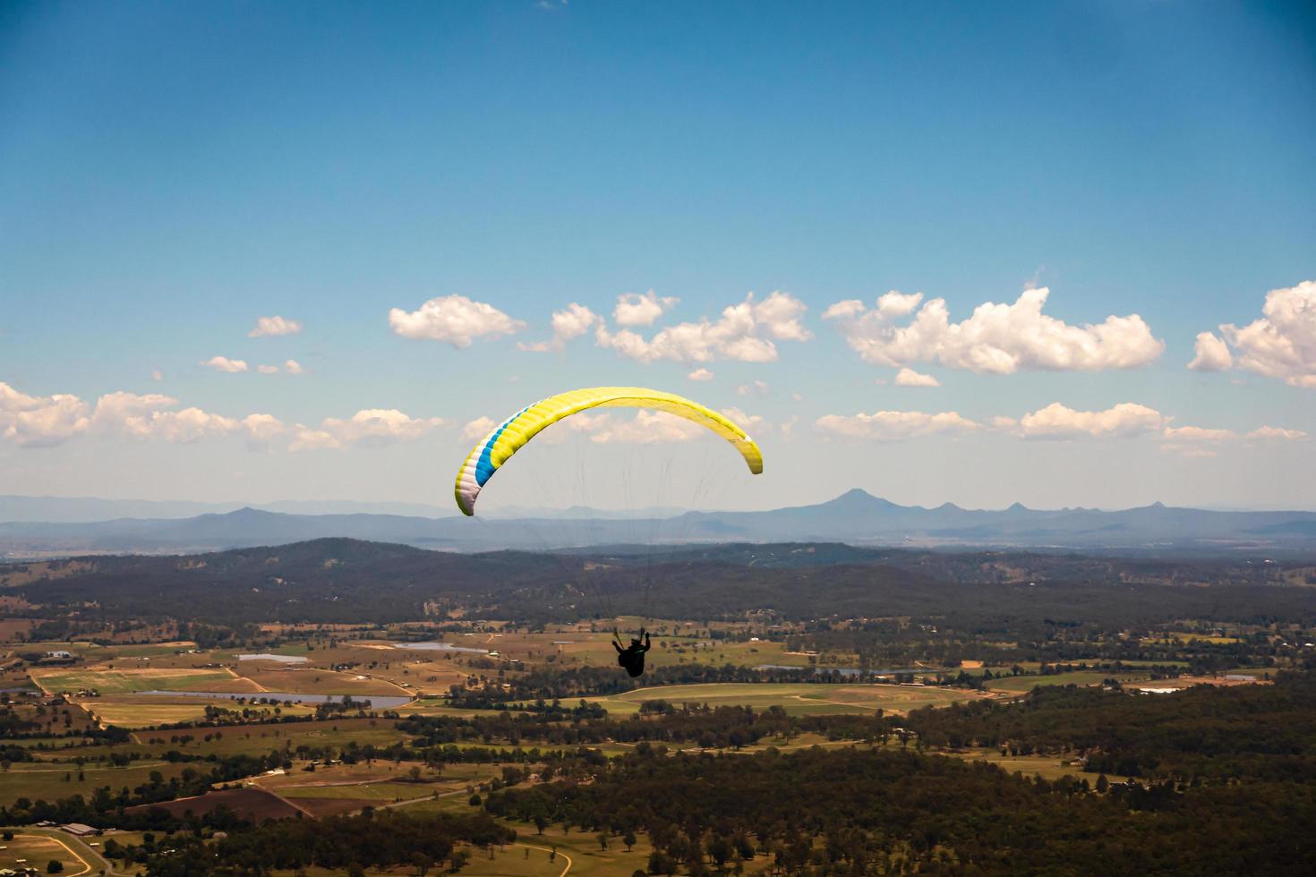 lancement de parapentes au mont tambourin qld photo