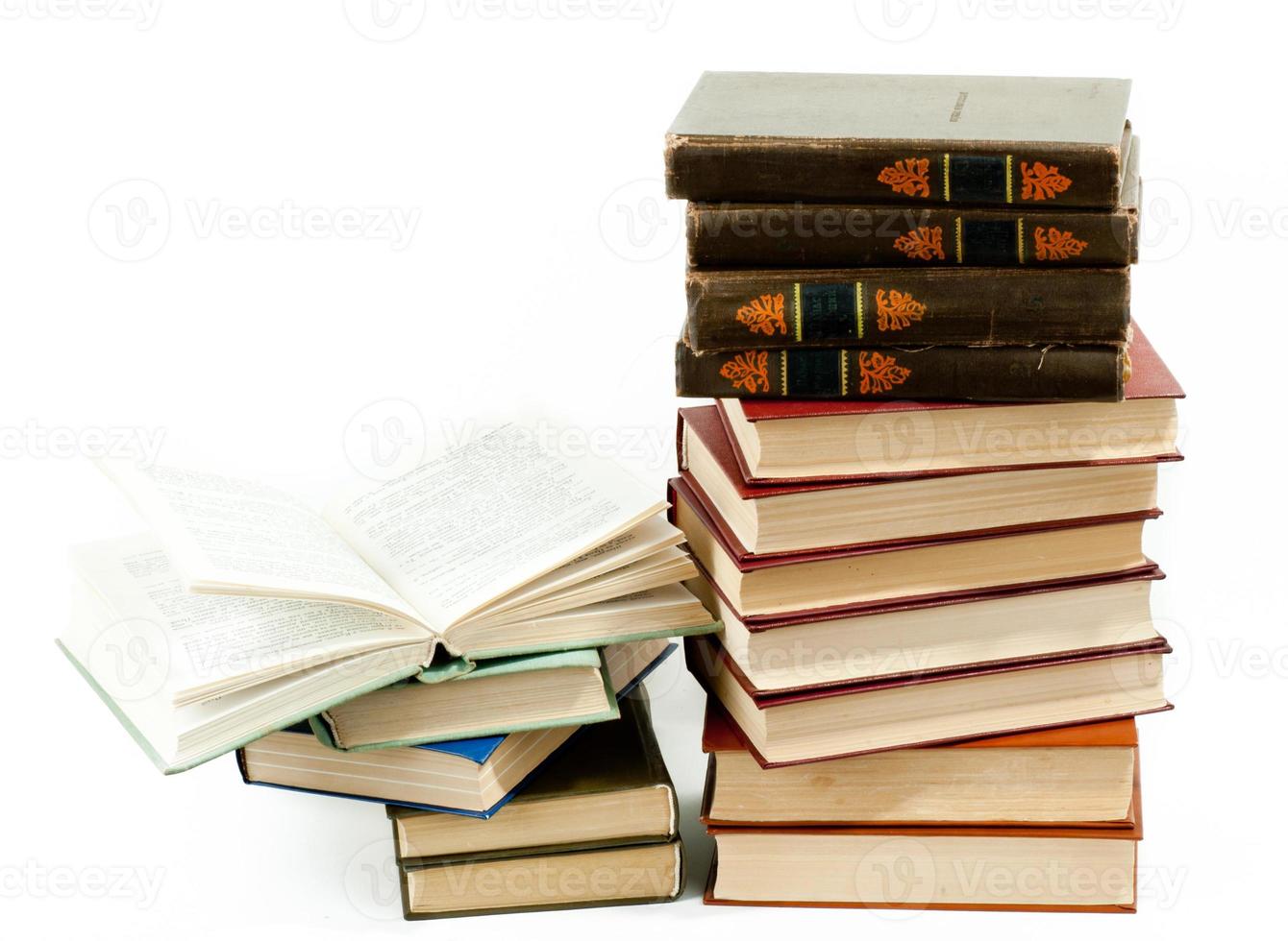 haute pile de livres photo