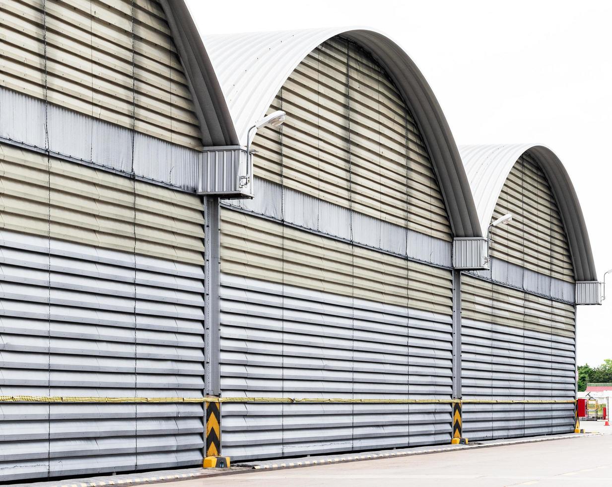 mur et structure de conduit d'air grand centre de distribution photo