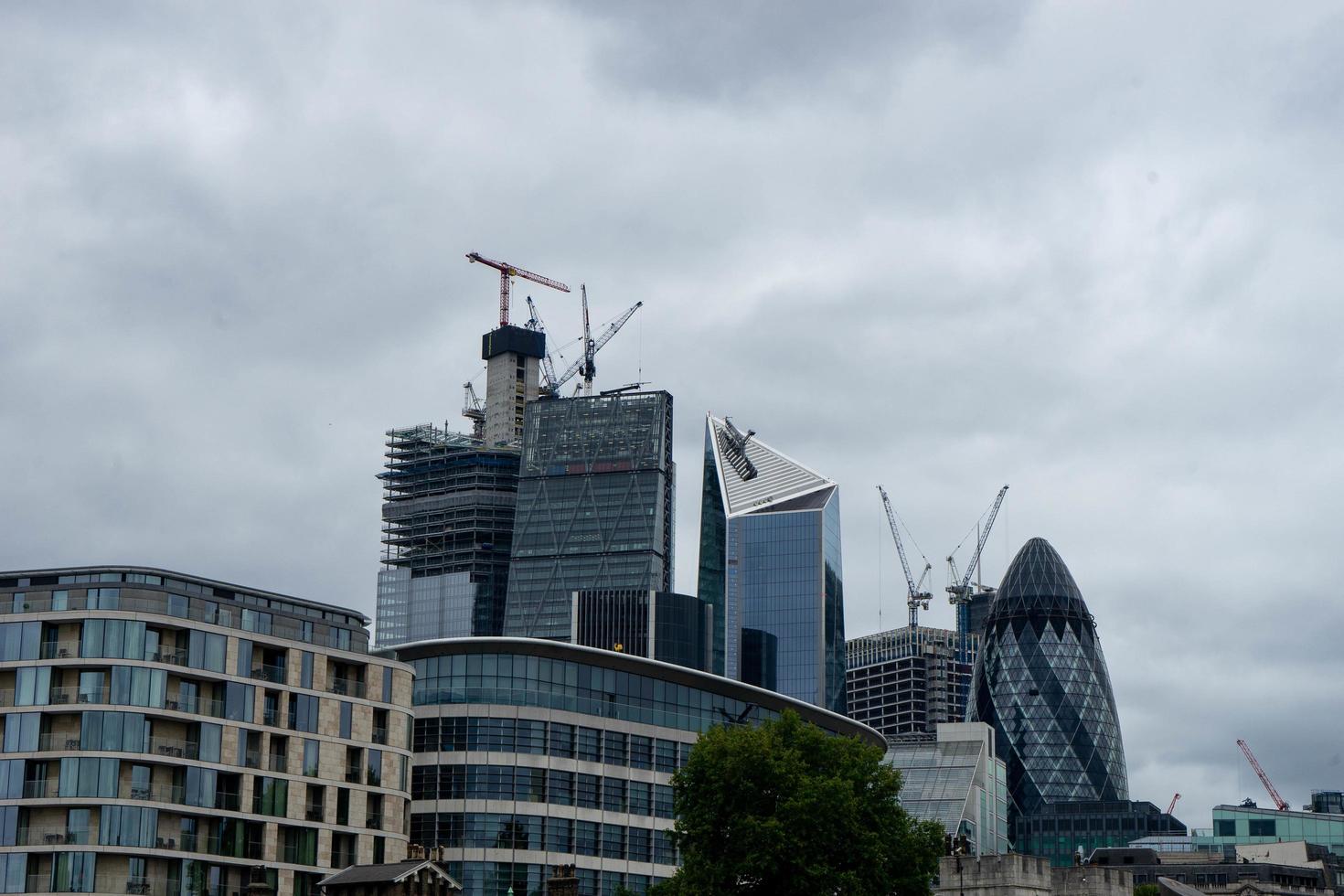 Londres, Angleterre, 2020 - construction sur des bâtiments de la ville photo