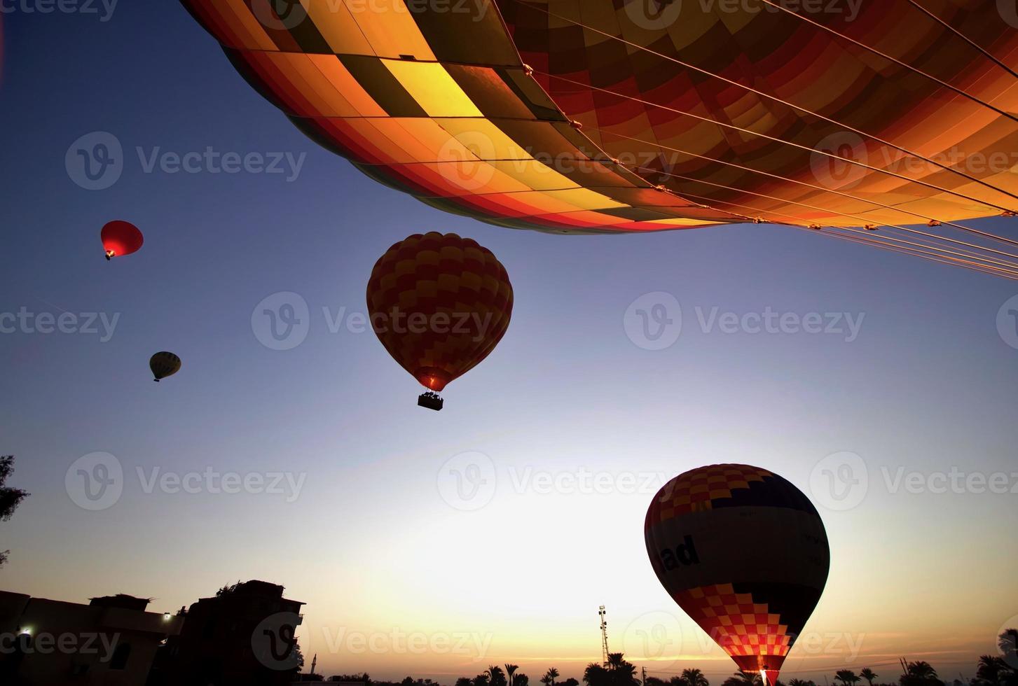 montgolfières en egypte photo