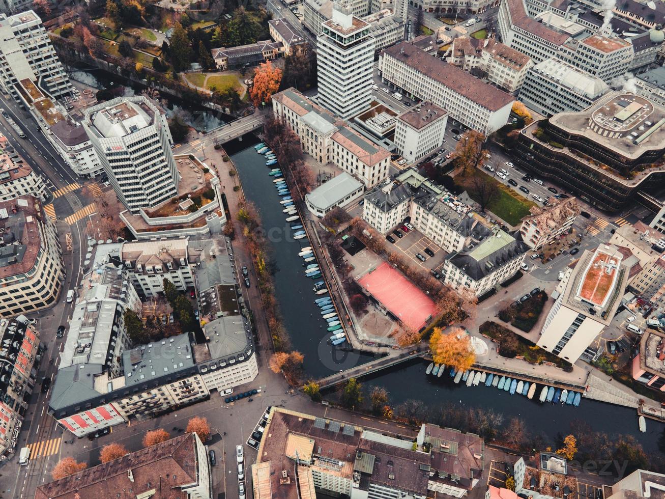 photo aérienne de zurich, suisse par drone