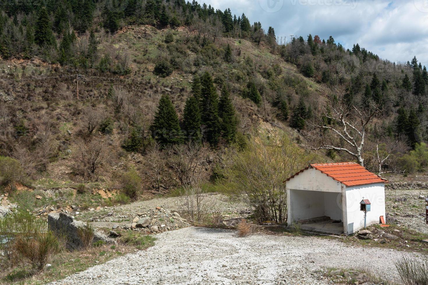 paysages printaniers des montagnes grecques photo